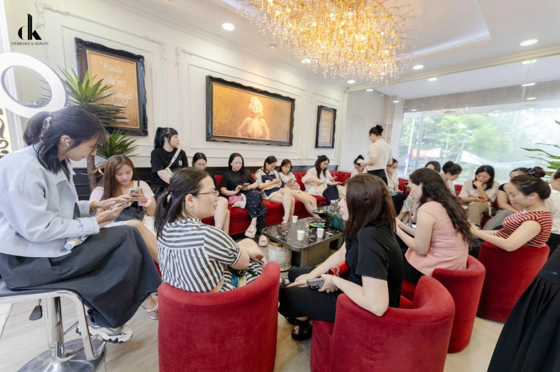 Lấy lại nhan sắc tìm lại tự tin cùng dk beauty qua chiến dịch giải cứu thảm họa phun xăm mùa 3 - 2