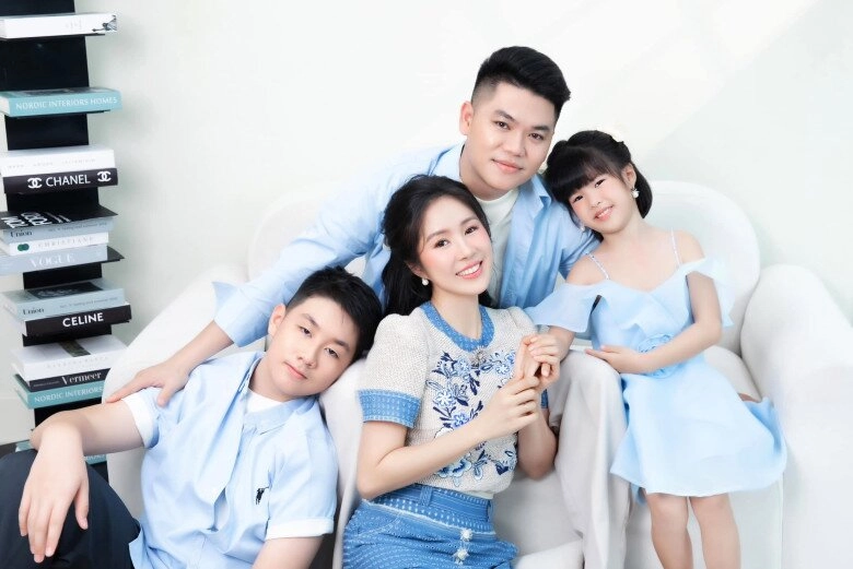 Lê phương bỏ lỡ ngày khai giảng lẫn trung thu của 2 con vì kiếm cơm ái nữ nói một câu khiến mẹ nghẹn lòng - 3