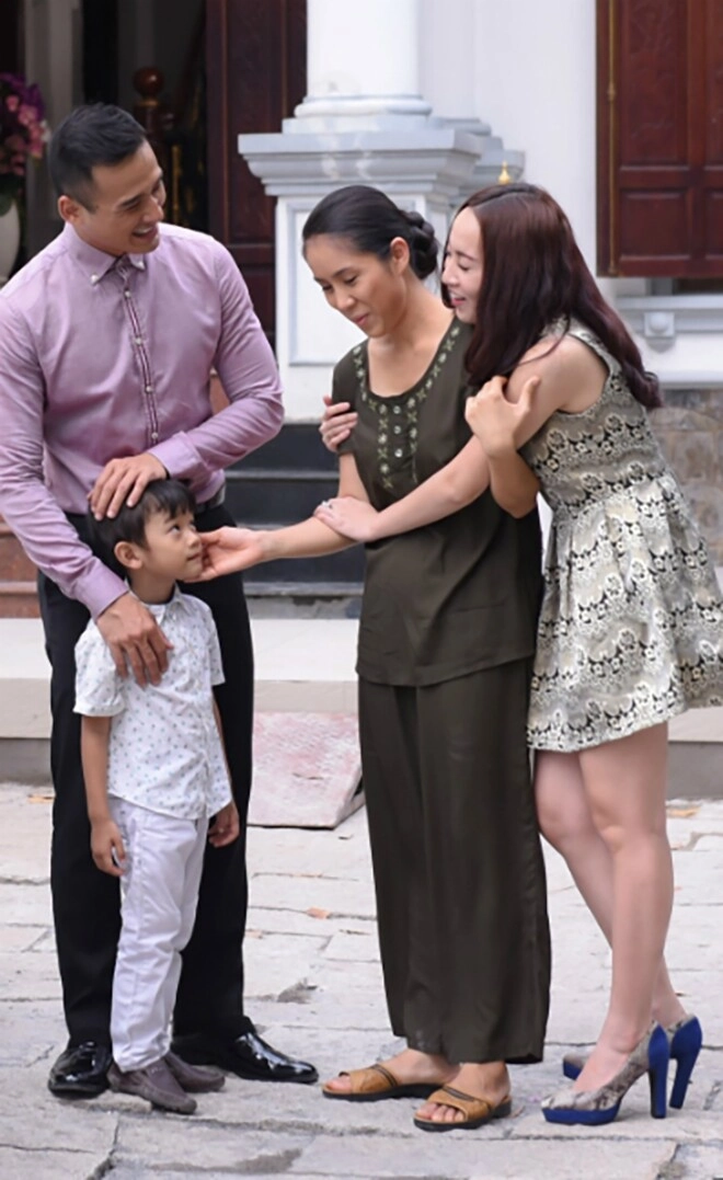 Lê phương hé lộ tung tích con trai 10 năm trước giờ thành chồng chung thuỷ của người ta - 2