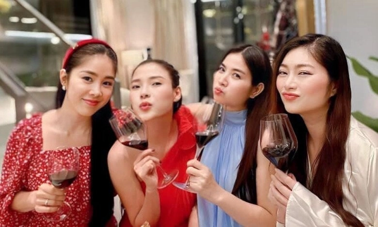 Lê phương hé lộ tung tích con trai 10 năm trước giờ thành chồng chung thuỷ của người ta - 9