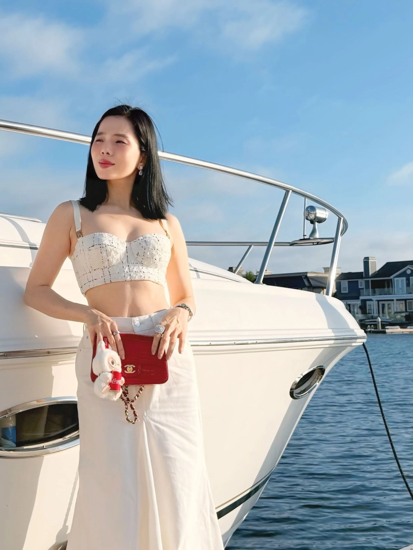 Lệ quyên tự tin khoe mặt mộc da sáng khỏe ở tuổi tứ tuần - 6
