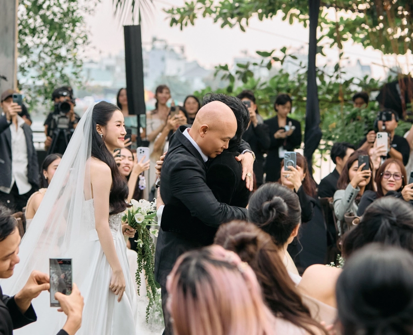 Em trai vũ cát tường nghẹn ngào ở lễ thành đôi phốt chị gái tính gia trưởng hết lời khen ngợi chị dâu bí đỏ - 7