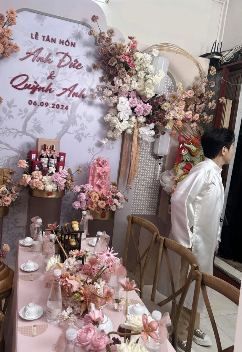 Lễ vu quy của diễn viên anh đức với bạn gái kém 12 tuổi cô dâu chú rể cười tít mắt vàng đeo đầy người - 2