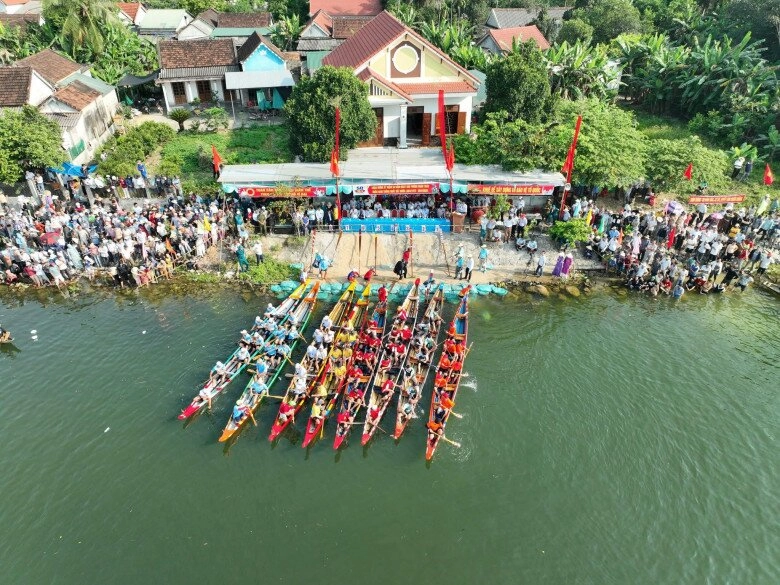 Lên lịch vui chơi dịp quốc khánh 29 trải nghiệm đoàn tàu hà nội 5 cửa ô về quảng trị xem đua thuyền - 7