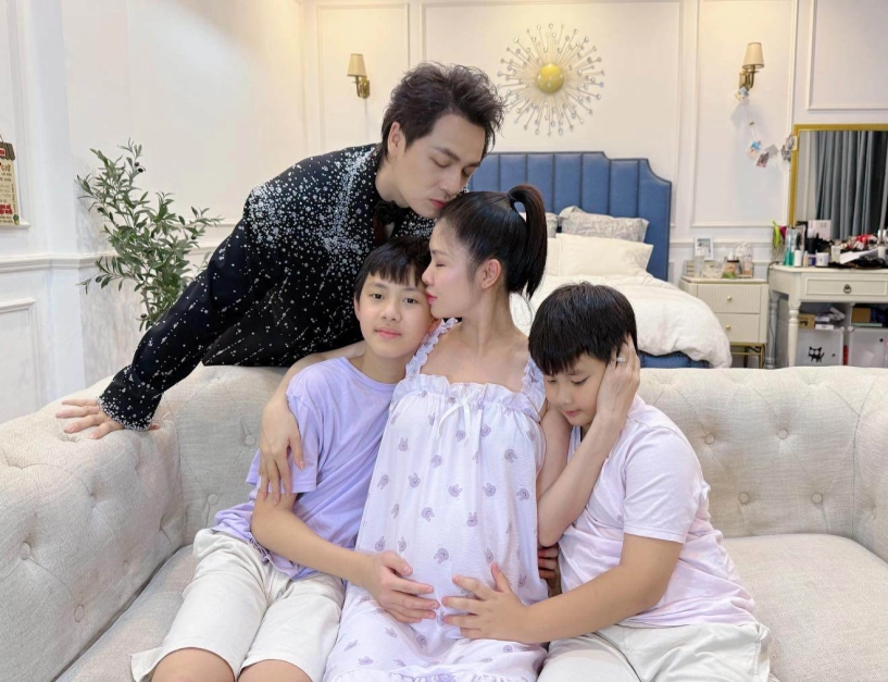 Lộ ảnh rõ mặt con trai thứ 3 của vợ chồng đăng khôi bé rồng vừa chào đời đã khôi ngô nhờ gen bố mẹ - 10