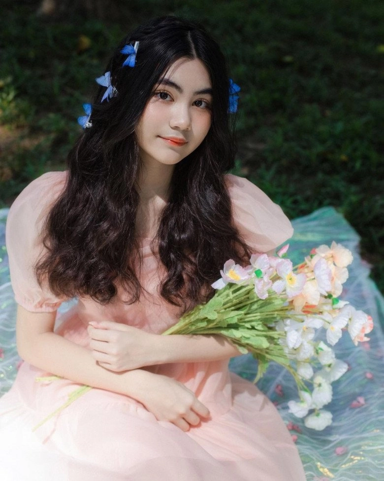 Lọ lem - hạt dẻ khoe ảnh hồi nhỏ như chị em sinh đôi quyền linh tiết lộ 2 nữ ái đắt show đóng phim - 9