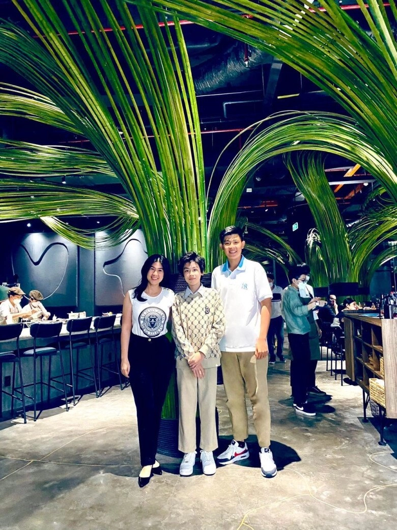 Lọ lem và hội bạn toàn con nhà nòi có mối quan hệ thân thiết với quý tử cao 1m9 của ông bầu phước sang - 10