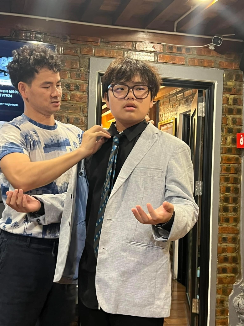 Loạt ảnh khai giảng huyền thoại qua các năm của bi béo con trai xuân bắc nhân vật chính giờ lớp 11 phong thái đĩnh đạc - 15