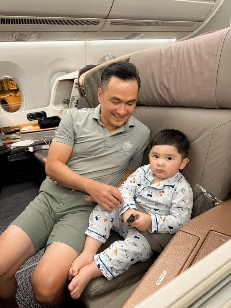 Lý thùy chang thông báo sắp vỡ chum lần 2 quý tử của chi bảo gặp ai cũng chào hỏi lễ phép - 7