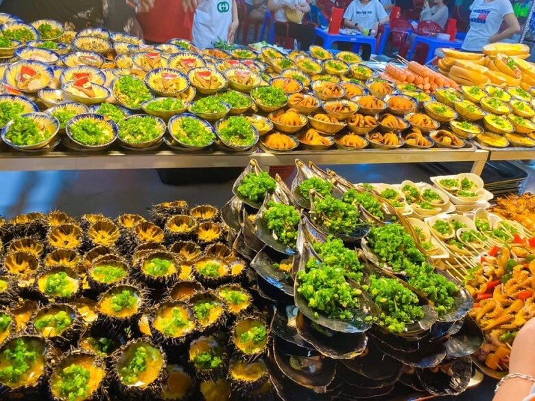 Mách bạn khu chợ mua đặc sản về làm quà cực uy tín ở phú quốc khách nào đến cũng thích mê không muốn về - 2