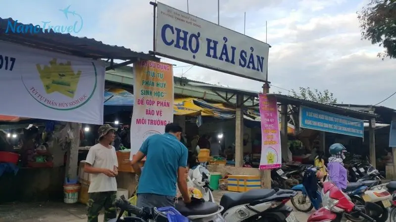 Mách bạn khu chợ mua hải sản uy tín nhất đà nẵng đảm bảo tươi nhảy tanh tách mà giá rẻ chưa từng thấy - 1