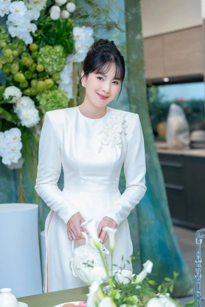 Mai ngọc mang thai con đầu lòng - 2