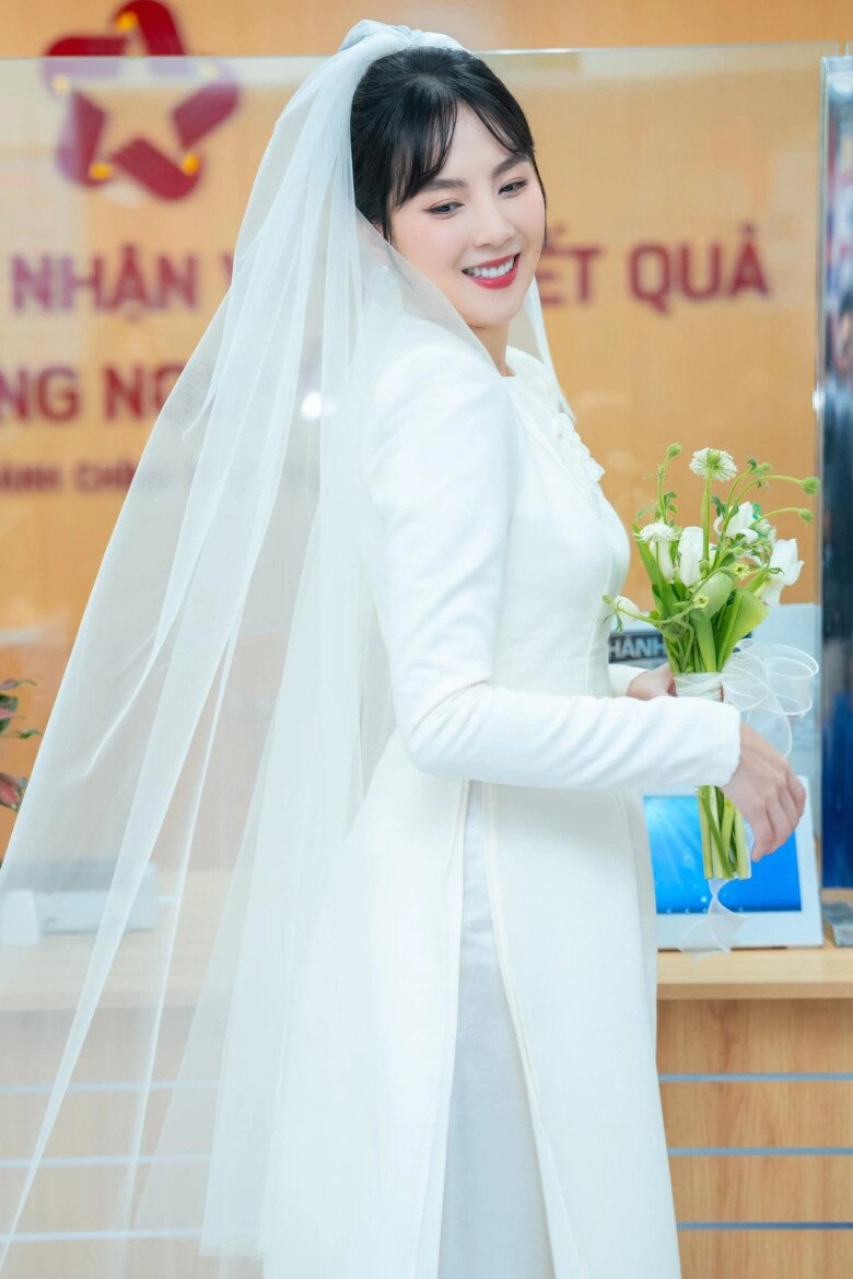 Mc mai ngọc khoe giấy đăng ký kết hôn hé lộ danh tính chồng mới cảm ơn 2024 vì những điều đến sau - 3