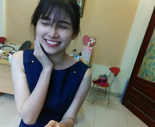 Mc xinh đẹp từng nổi danh nữ thần ngủ gật năm 2022 đi thi hoa hậu chỉ lọt top 16 giờ ẵm vương miện - 2