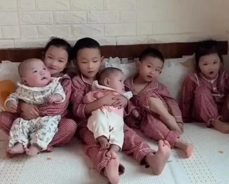 Mẹ bỉm sinh năm 2000 gây sốt mạng xã hội khi 6 năm sinh liên tiếp 3 cặp song sinh - 2
