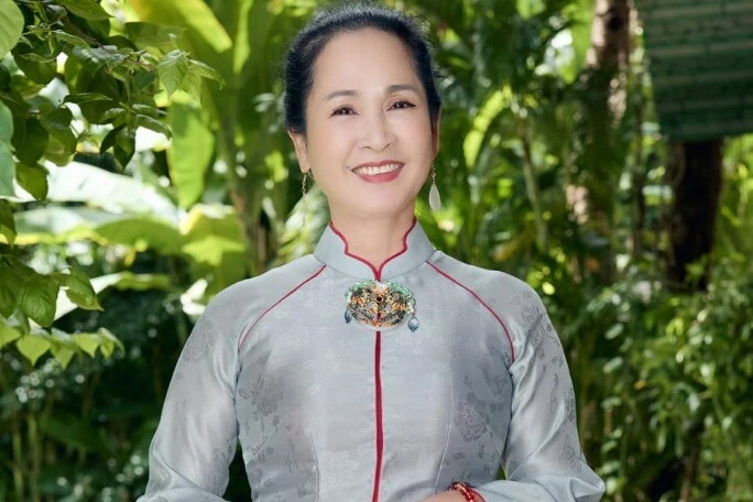 mẹ chồng của phương oanh từng không có tiền mua đồ ăn cho các con nay chẳng ngại yêu người ít tuổi hơn mình - 2