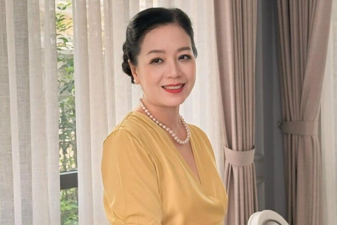 mẹ chồng của phương oanh từng không có tiền mua đồ ăn cho các con nay chẳng ngại yêu người ít tuổi hơn mình - 3