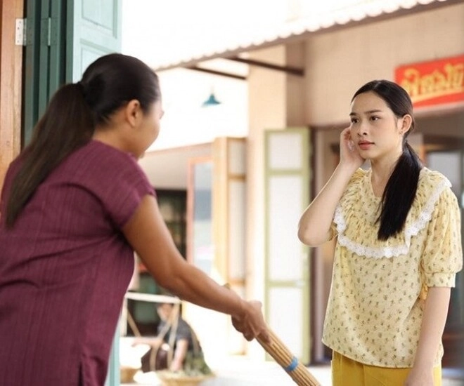 Mẹ chồng hay rủ tình cũ của chồng tôi đến nhà tôi đưa một người về khiến bà xanh mặt - 1