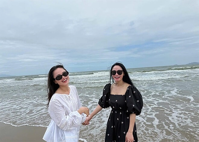 mẹ chồng phương oanh từng khóc nức nở nhắc tới gia đình nay khoe con gái từ nước ngoài về đẹp như người mẫu - 7