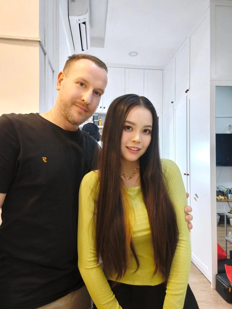 Mẹ đơn thân được trai tây tặng 1 tỷ sau 3 ngày quen chê chồng gia trưởng nhưng chị em ùn ùn xin vía - 13