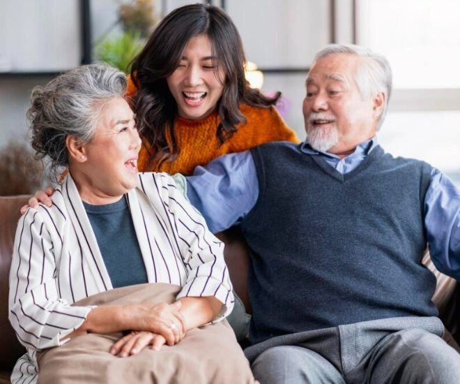 Mẹ hứa sang tên sổ đỏ cho vợ chồng tôi nhưng nghe điều kiện của bà mà tôi sụp đổ - 1