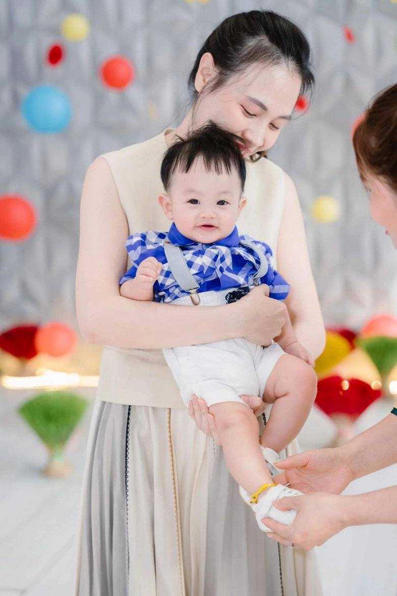 Mẹ ruột đàm thu trang mừng sinh nhật cháu ngoại con gái cường đô la lộ ảnh xinh xắn đón tuổi mới khác mọi năm - 15