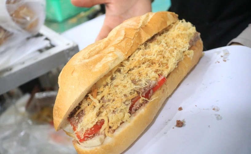 Menu bánh mì đắt nhất sài gòn 95000 đồngổ có loại nhân là món ăn của giới siêu giàu nhận ship ra bắc giá tiền triệu - 1