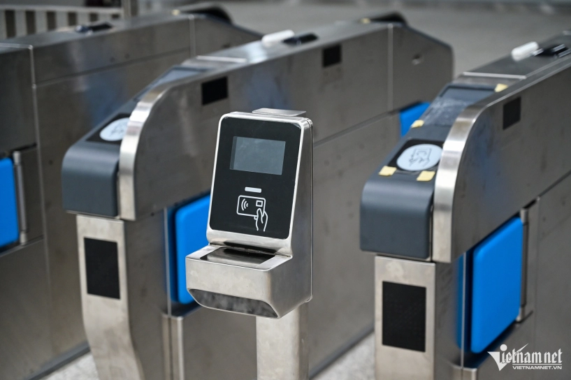 Metro bến thành - suối tiên rầm rập chạy thử thiếu nữ hào hứng check-in - 3