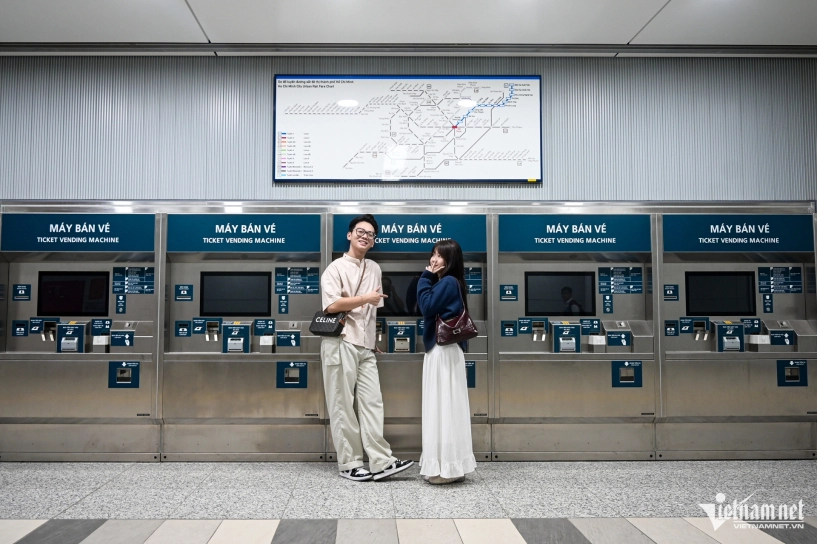 Metro bến thành - suối tiên rầm rập chạy thử thiếu nữ hào hứng check-in - 4