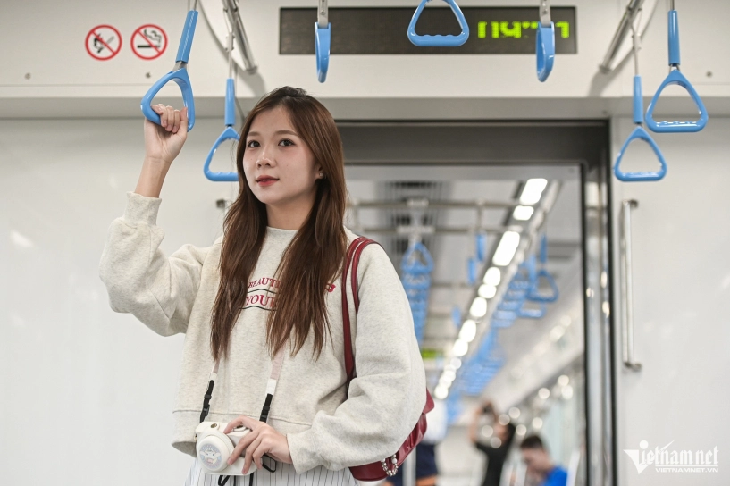 Metro bến thành - suối tiên rầm rập chạy thử thiếu nữ hào hứng check-in - 7