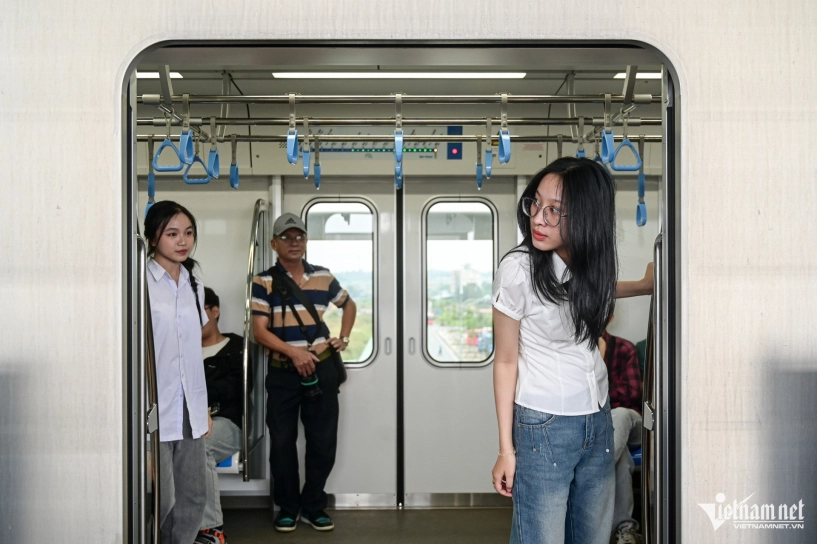 Metro bến thành - suối tiên rầm rập chạy thử thiếu nữ hào hứng check-in - 10