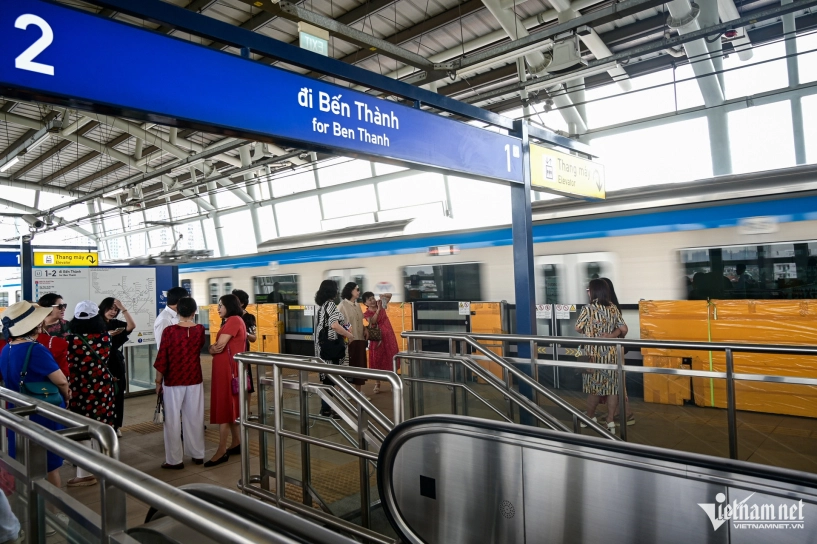 Metro bến thành - suối tiên rầm rập chạy thử thiếu nữ hào hứng check-in - 11