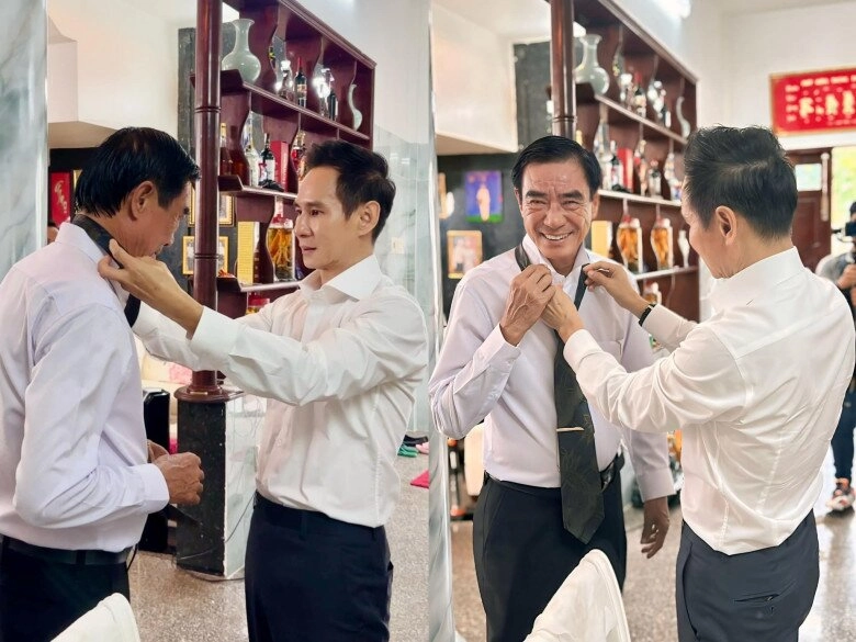 Minh hà khoe ảnh thời mới yêu lý hải 19 năm trước đạo diễn nghìn tỷ giờ u60 trông không khác gì ngày xưa - 5