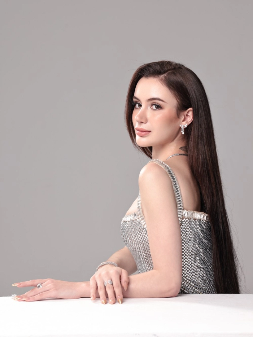 Miss grand canada 2025 đến việt nam mê mẩn ẩm thực chay và ví đây là kho báu - 2