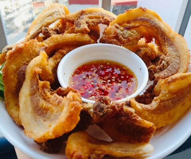 Món ăn tưởng ngấy nhưng là đặc sản nổi tiếng ở một làng cổ hà nội làm không kịp bán dù giá tới 600000đkg - 1