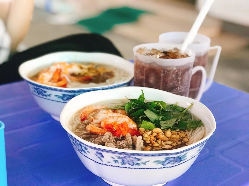 Món bún đặc sản ở sóc trăng tên gọi gây tò mò du khách tưởng sai chính tả - 1