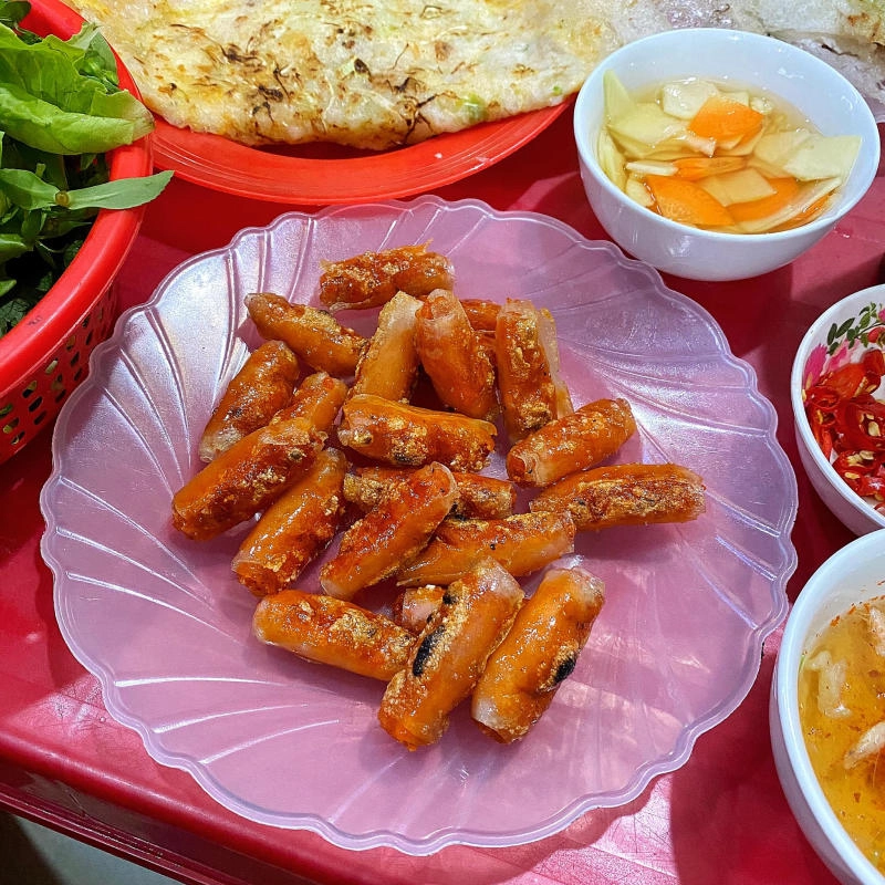 Món chả tôm dùng bánh phở để cuốn đặc sản chỉ có ở thanh hóa phải biết cách chế biến mới ngon - 1