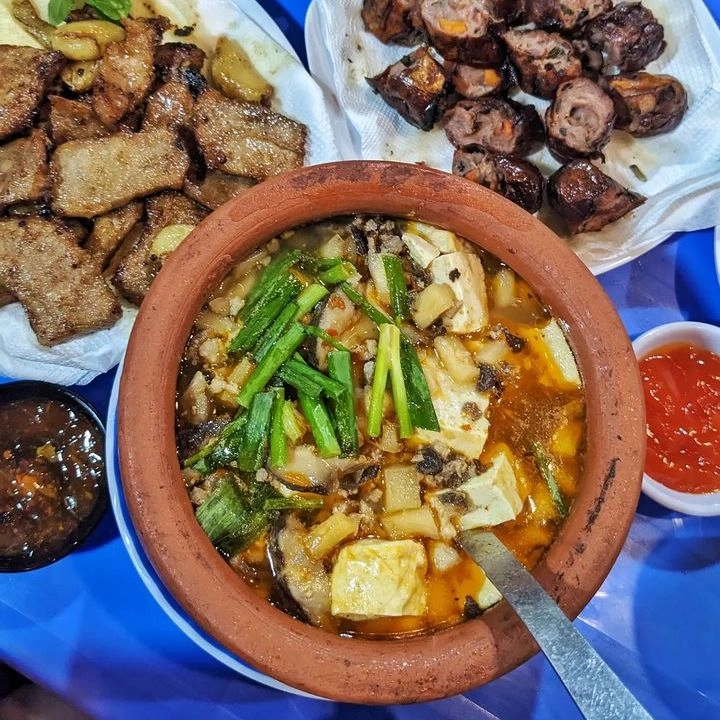 Món đậu phụ độc lạ nhất hà nội nghe tên phức tạp mà nguyên liệu cực quen tìm mỏi mắt chưa thấy quán thứ 2 - 1
