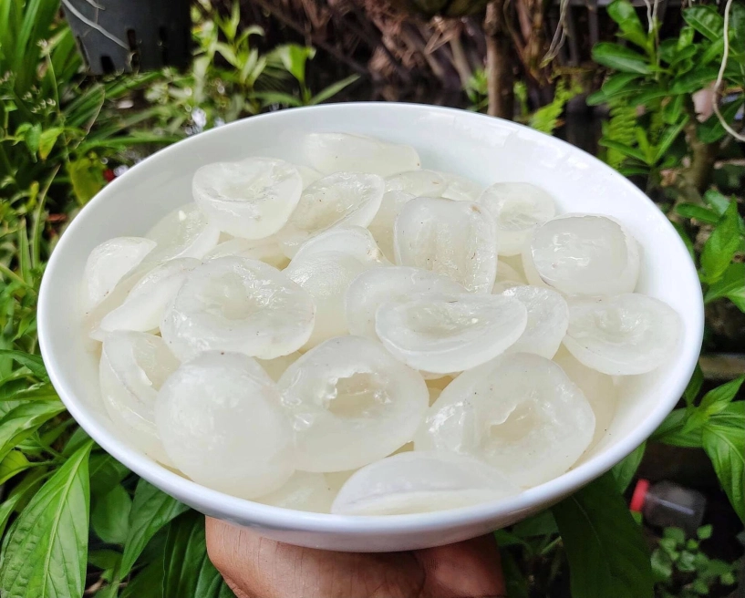 Món ngon miền tây từ cây mọc hoang ven kênh rạch trái chi chít mọc ép sát nhau - 5