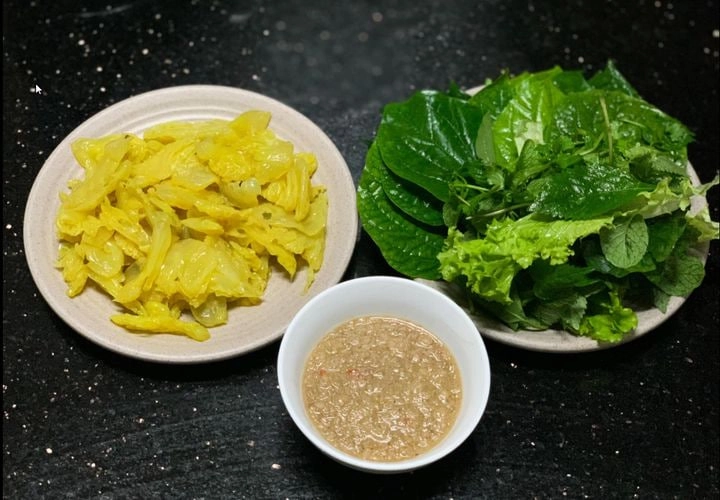 Món sứa đặc sản thanh hóa hút khách nhờ loại nước chấm tên gọi lạ chỉ 50000 đồng tha hồ thưởng thức - 1