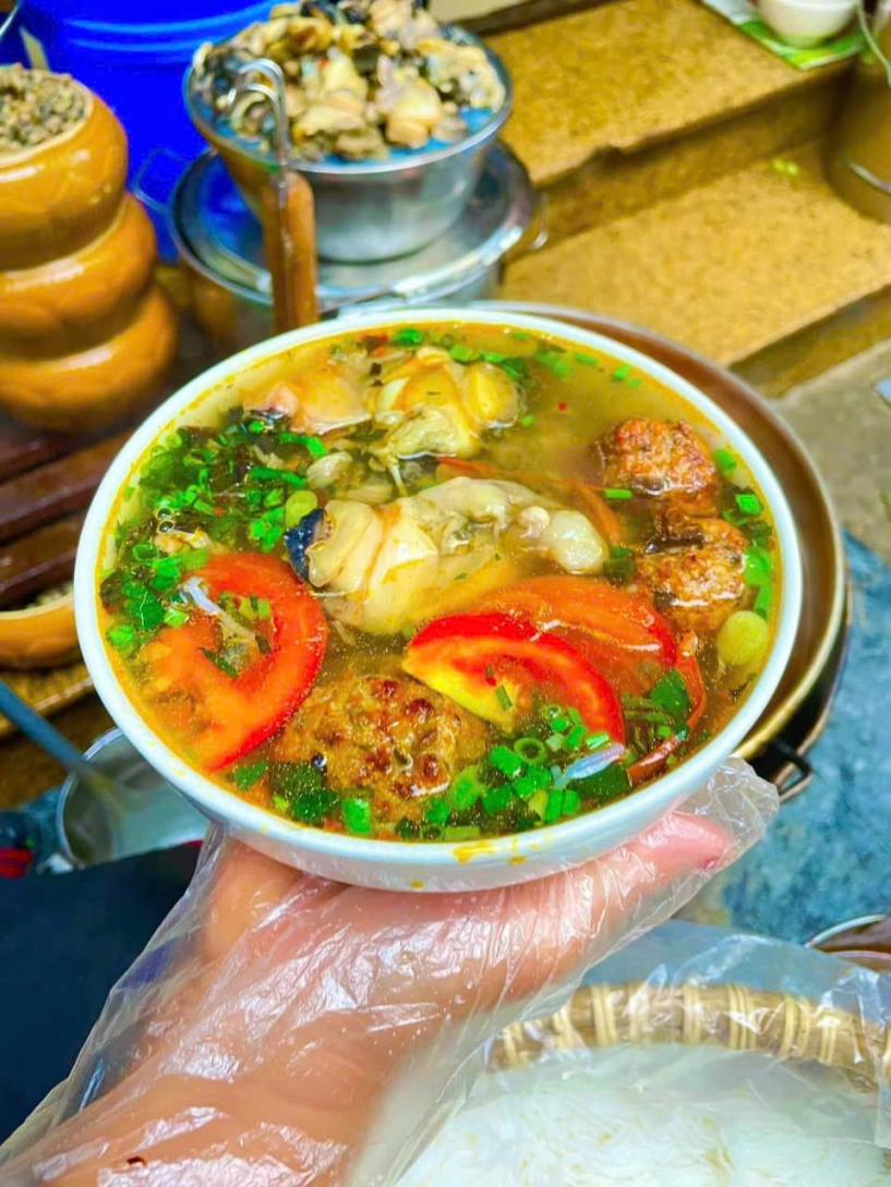 Mùa đông đi ăn bún ốc nổi tiếng ở phố nguyễn siêu - 1