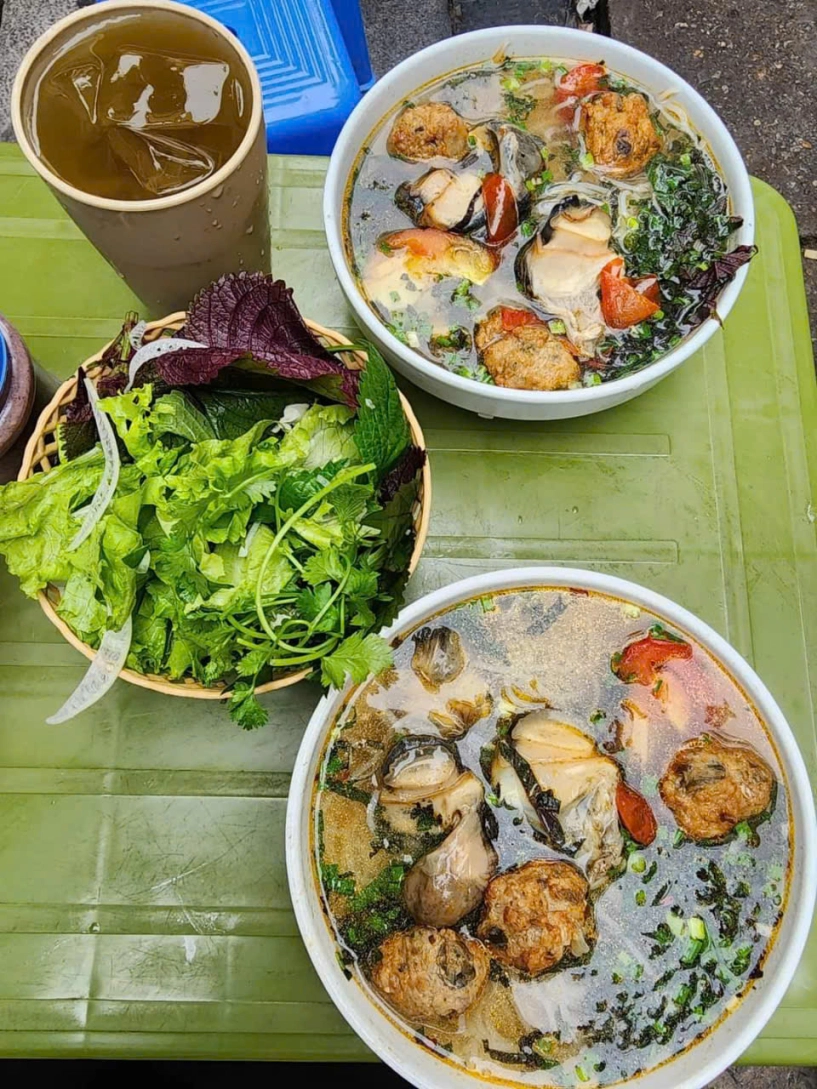 Mùa đông đi ăn bún ốc nổi tiếng ở phố nguyễn siêu - 5