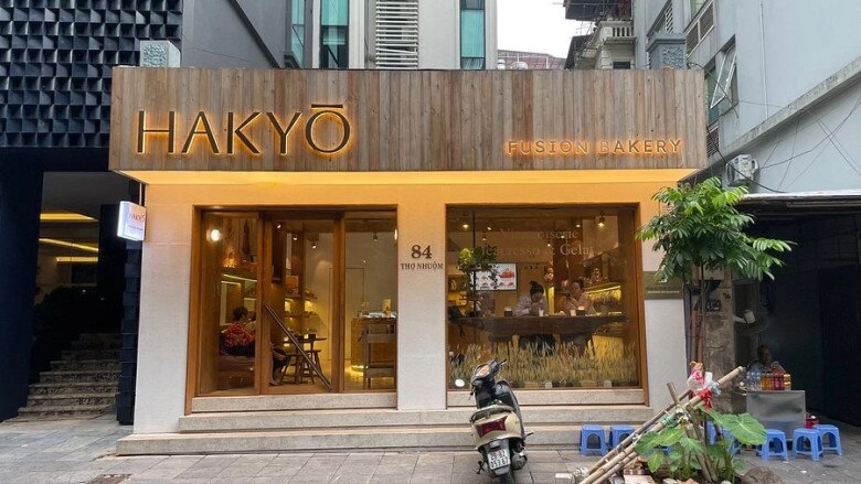 Mùa thu rồi đi ăn bánh uống trà thôi điểm danh 5 tiệm trà bánh hot nhất hà nội hiện nay lúc nào cũng đông kín khách - 1