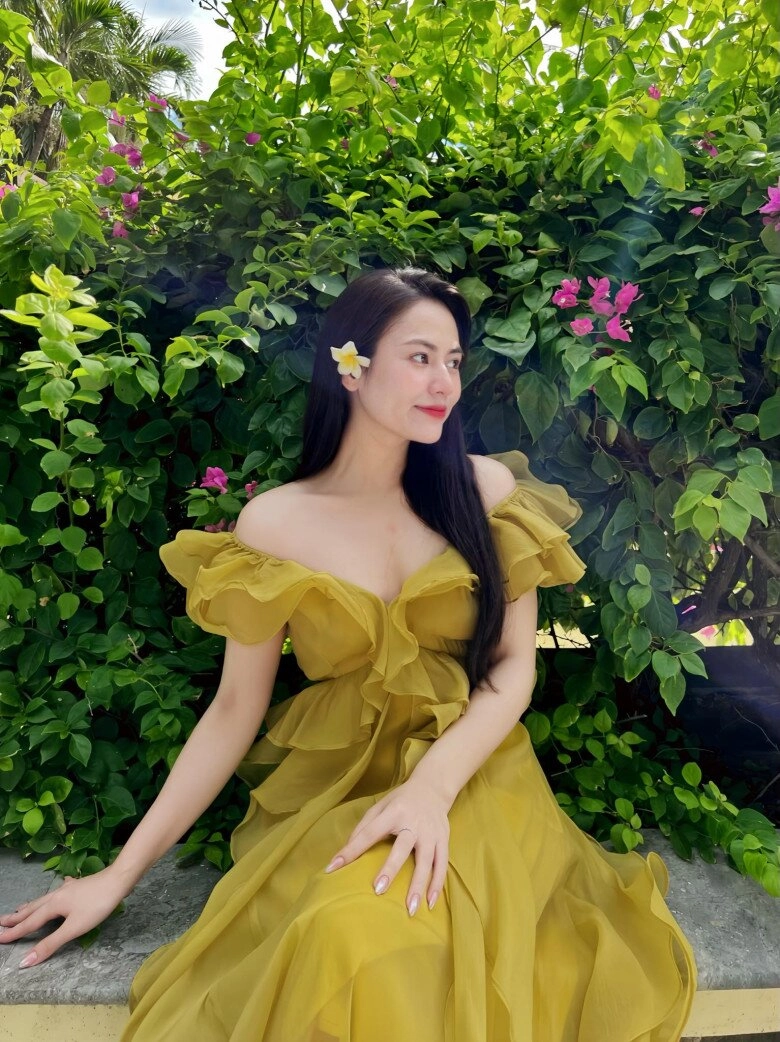 Mỹ nhân 29 tuổi được khen xinh nhất nhì a80 ngày thường ăn mặc nền nã chuộng style thanh lịch chuẩn quý cô hà thành - 12