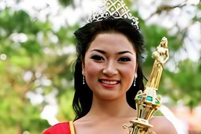 Mỹ nhân duy nhất đăng quang hoa hậu việt nam tận 2 lần lấy chồng giáo sư là học trò của bố đời tư bí ẩn sau cú sốc lớn từ gia đình - 4