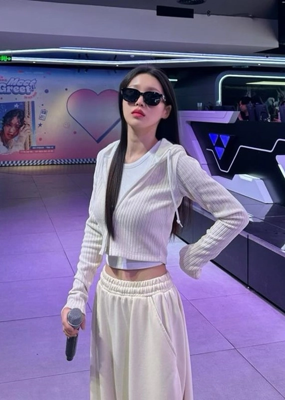 Mỹ nhân việt đại chiến eo thon ai đỉnh nhất - 9