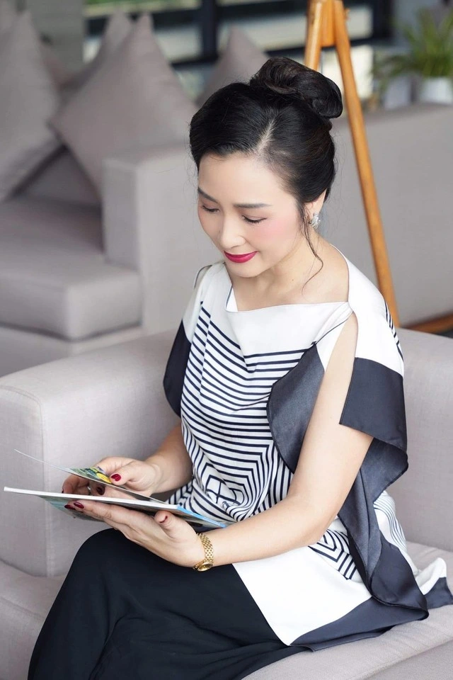 Mỹ nhân việt đẹp như cả dàn minh tinh châu á cộng lại u60 sang chảnh đúng khí chất nữ tổng tài - 1