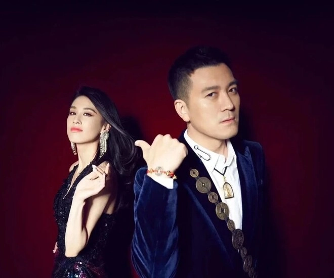 nàng thơ châu tinh trì bị nói làm vợ không còn giá trị lớn giờ chồng đại gia ôm nhẫn kim cương 11 carat cầu hôn lại - 1