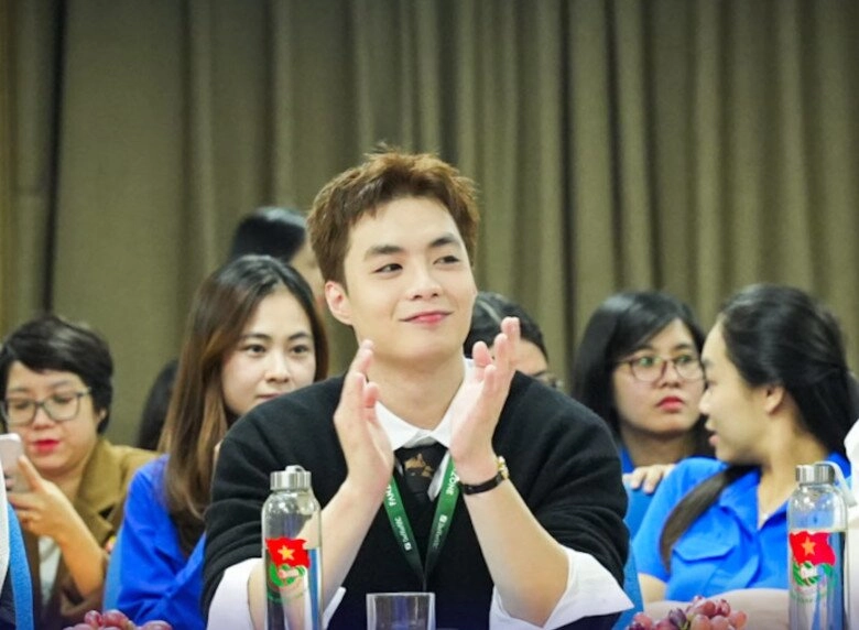 Negav chính thức tái xuất ở concert anh trai say hi tại hà nội bật khóc xin lỗi khán giả sau ồn ào - 7