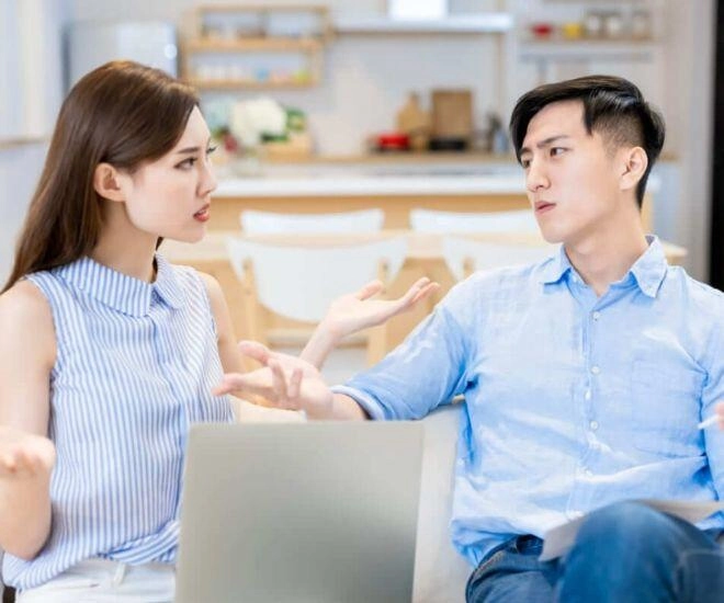 Ngày lễ tình yêu em trai chồng cho tôi một món quà hộp quà mở ra bố chồng yêu cầu họp gia đình - 1